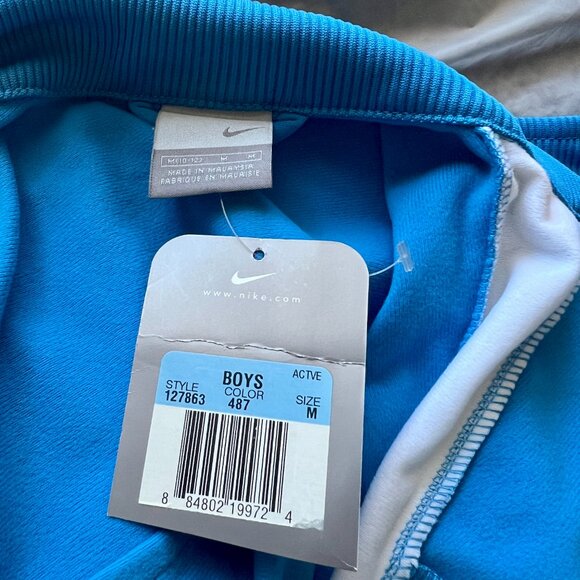 NIKE Boys track jacket BNWT Medium - Picture 6 of 9